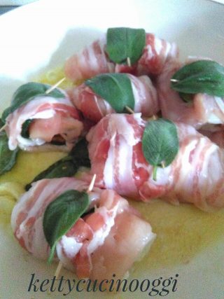 Involtini di pollo arrotolati con cuore filante