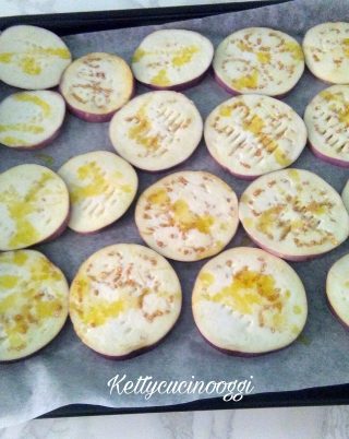 Medaglioni di melanzane alla parmigiana 