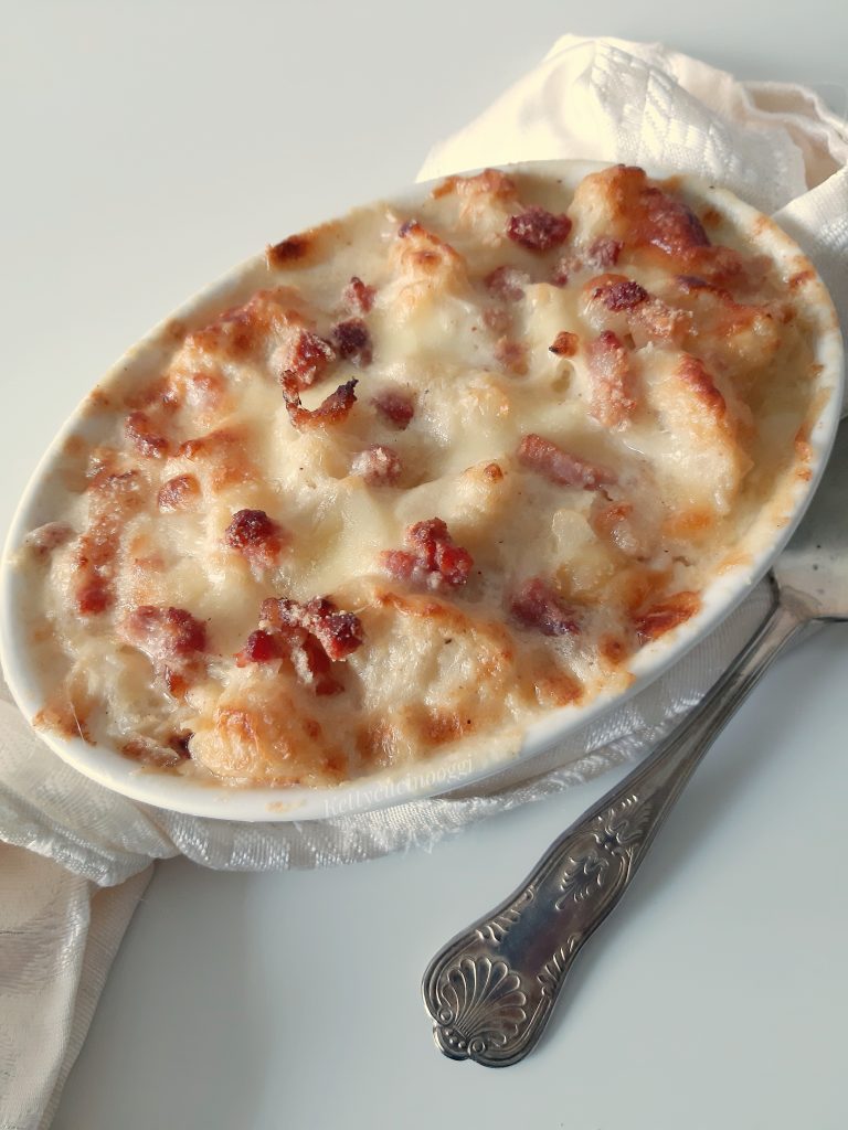 CAVOLFIORE GRATINATO CON PROSCIUTTO E MOZZARELLA 