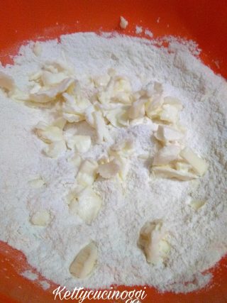 SBRICIOLATA RICOTTA E NUTELLA 