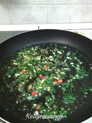 Orata alla mediterranea con pomodorini e olive