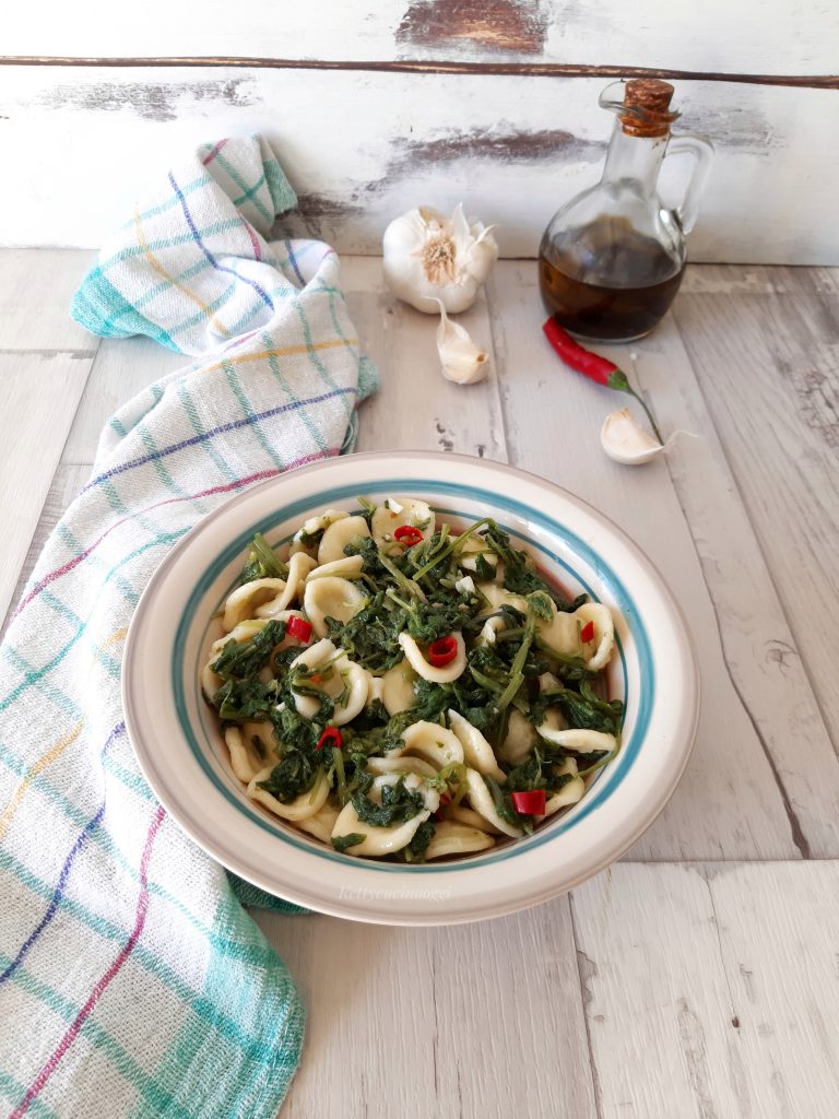 ORECCHIETTE CON LA CIMA DI RAPA