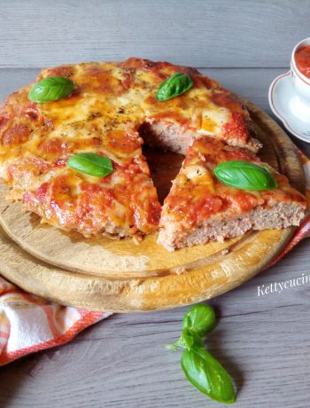 PIZZA DI CARNE AL FORNO