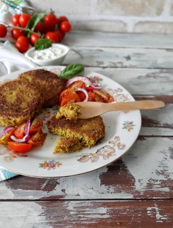 BURGER DI PISELLI VEGETARIANI