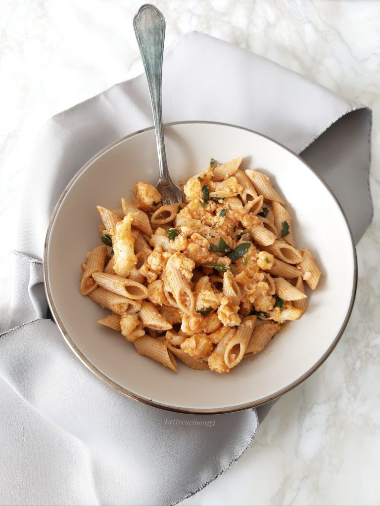 PASTA INTEGRALE CON CAVOLFIORE E NDUJA