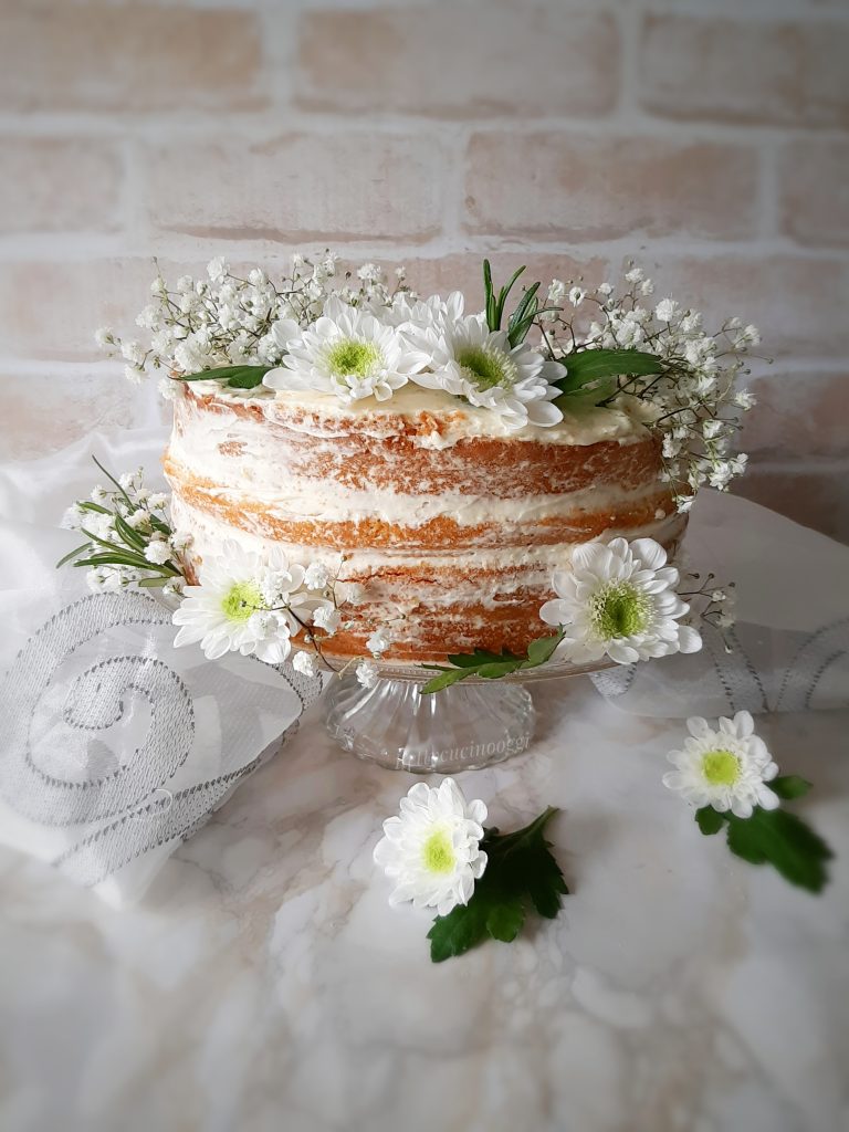 NAKED CAKE ALLA FRUTTA E MASCARPONE