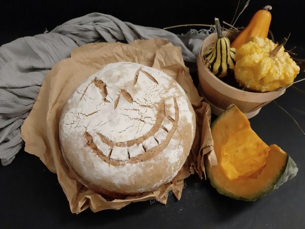 PANE ALLA ZUCCA DI HALLOWEEN: LA RICETTA