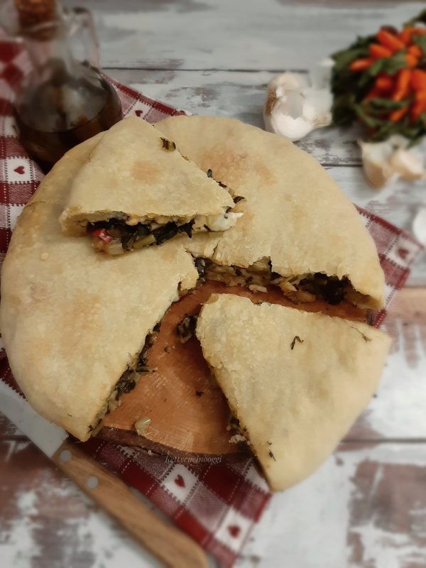 Una volta sfornata lasciamo intiepidire e portare a tavola.