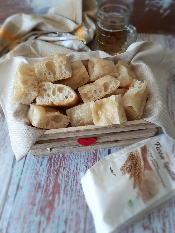 Che dire una volta pronta possiamo mangiarla così semplicemente, oppure farcirla con affettati e formaggi.