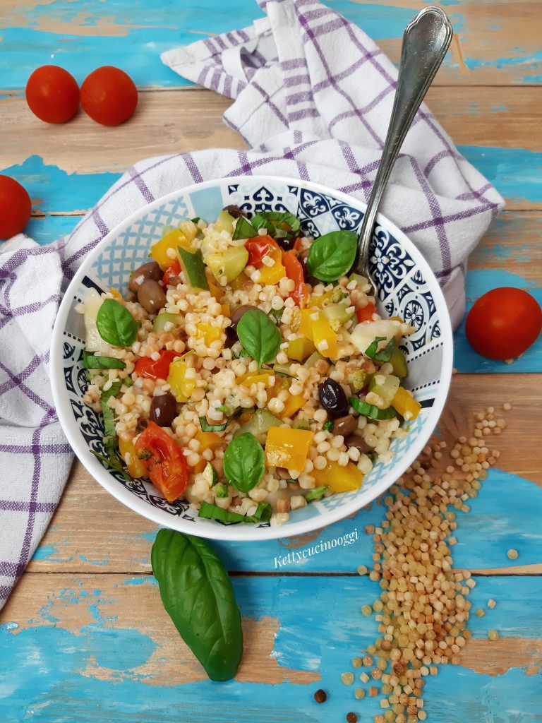 INSALATA FREDDA DI FREGOLA ALLE VERDURE