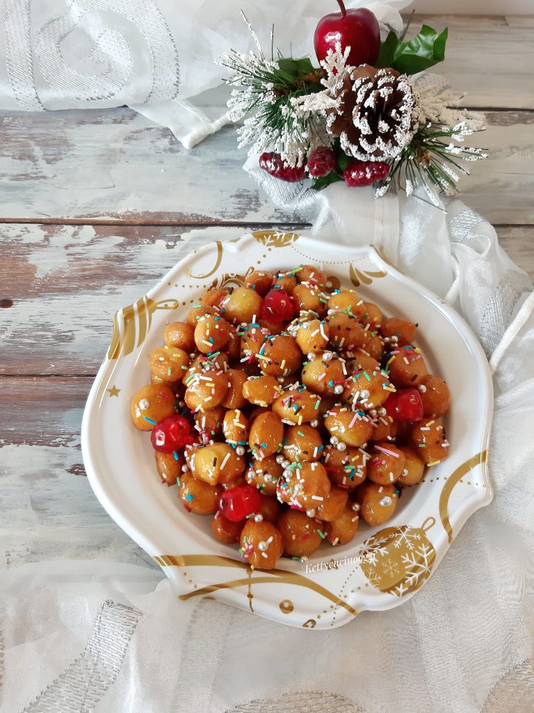 STRUFFOLI DOLCI DI NATALE 