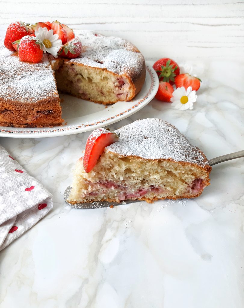 TORTA SOFFICE MASCARPONE E FRAGOLE