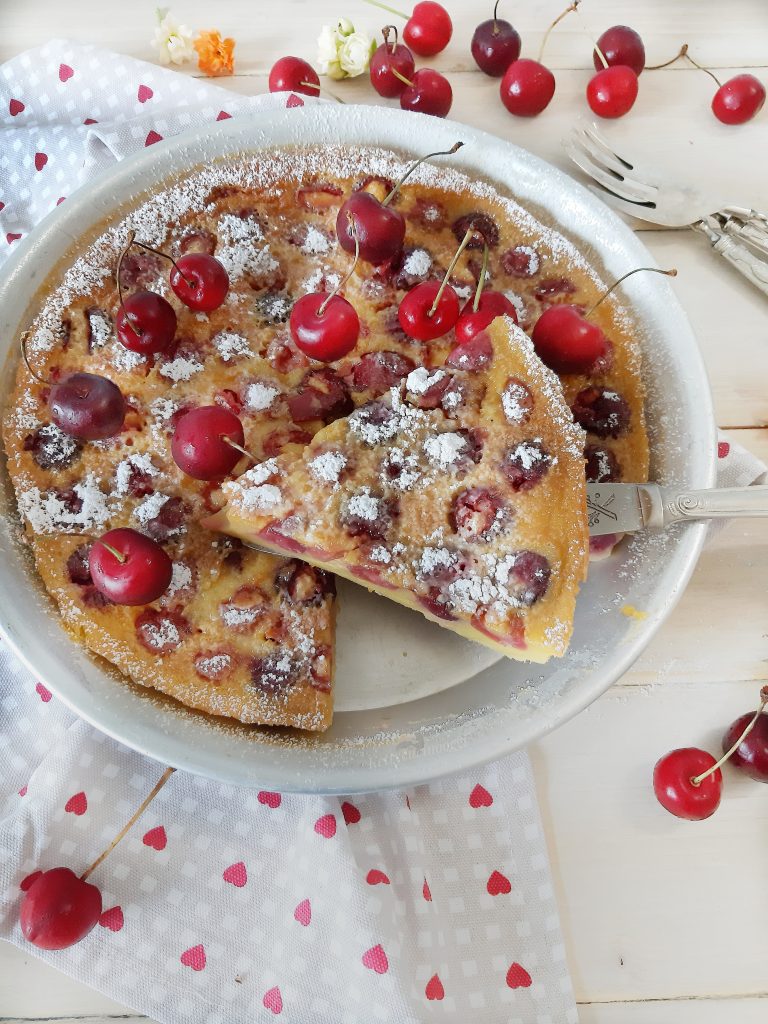 CLAFOUTIS ALLE CILIEGIE