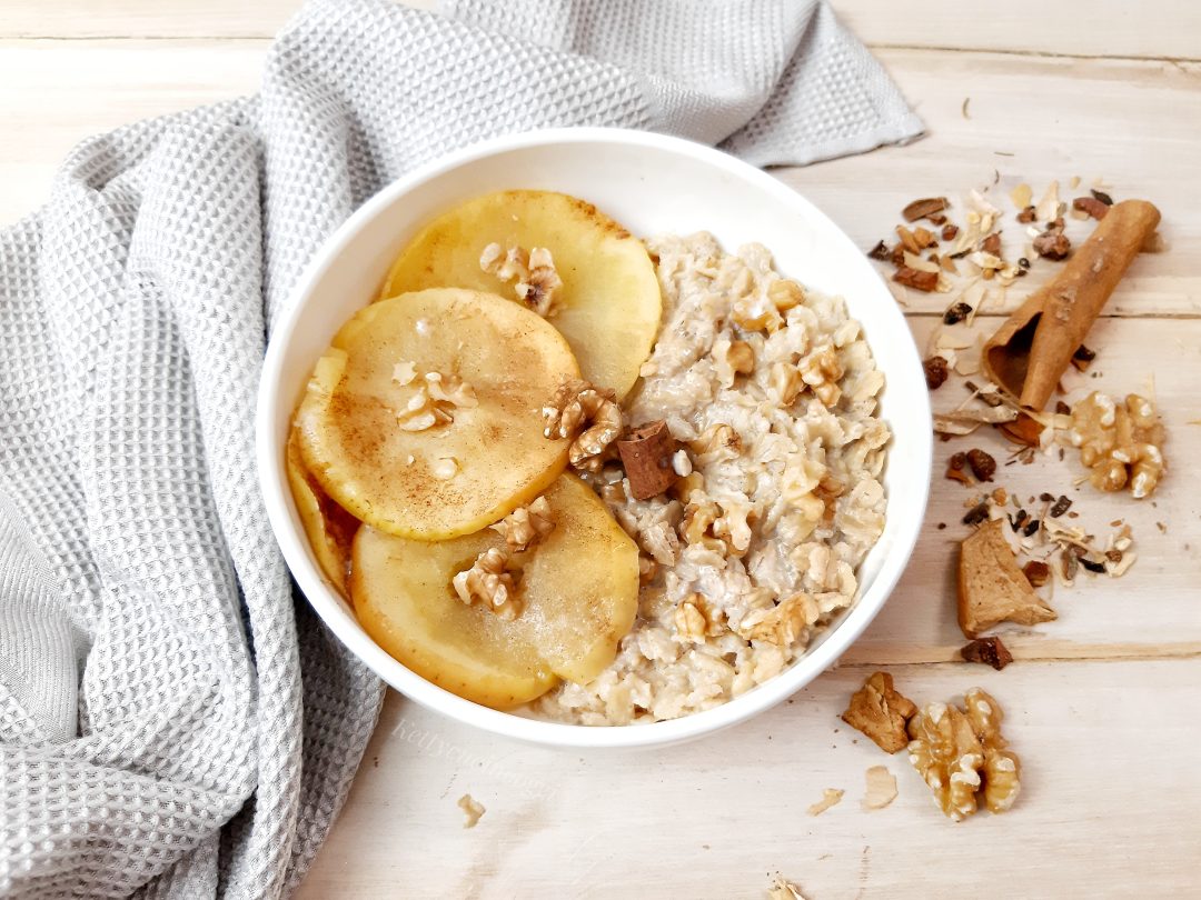 PORRIDGE CON MELE SPEZIATO