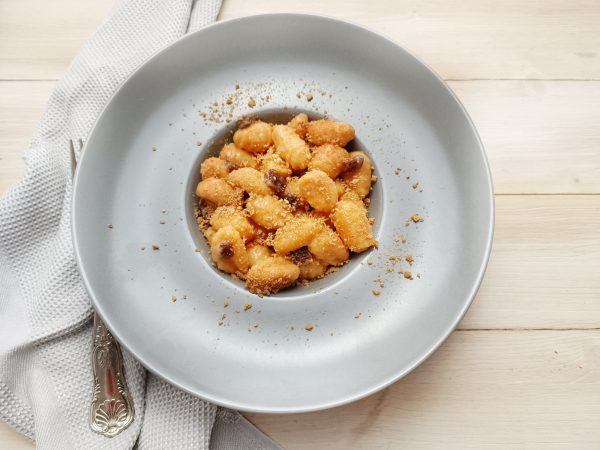 GNOCCHI ALLA ZUCCA BURRO E AMARETTI: LA RICETTA