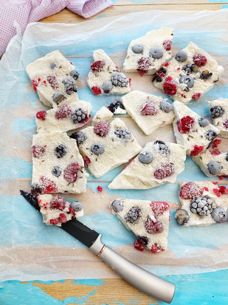 FROZEN YOGURT BARK AI FRUTTI ROSSI