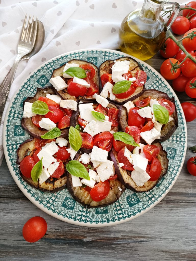 MELANZANE CON POMODORINI E FETA