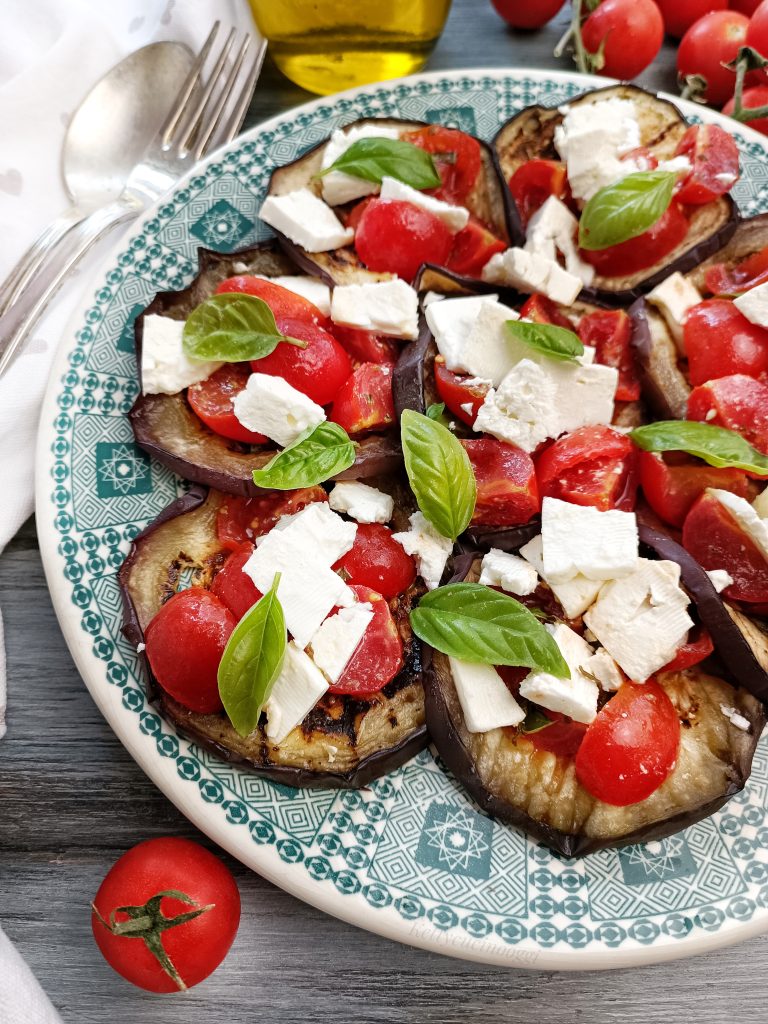 MELANZANE CON POMODORINI E FETA 