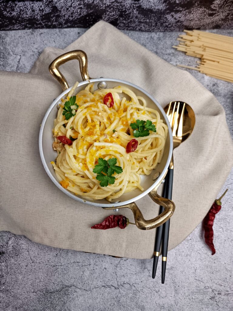 SPAGHETTONI CON LA BOTTARGA 