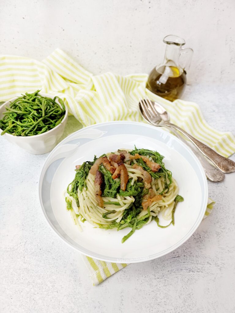 LINGUINE CON BRUSCANDOLI E GUANCIALE