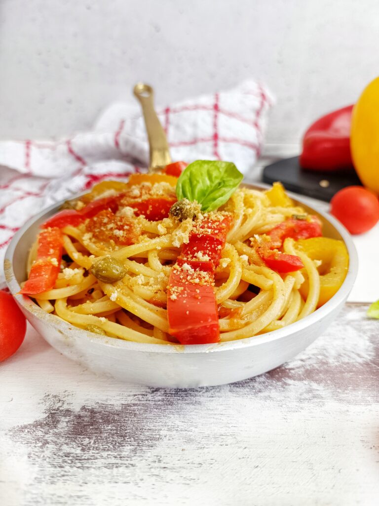 SPAGHETTONI ALLA SICILIANA 