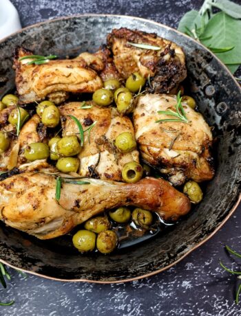 COSCE DI POLLO AL FORNO CON LE OLIVE