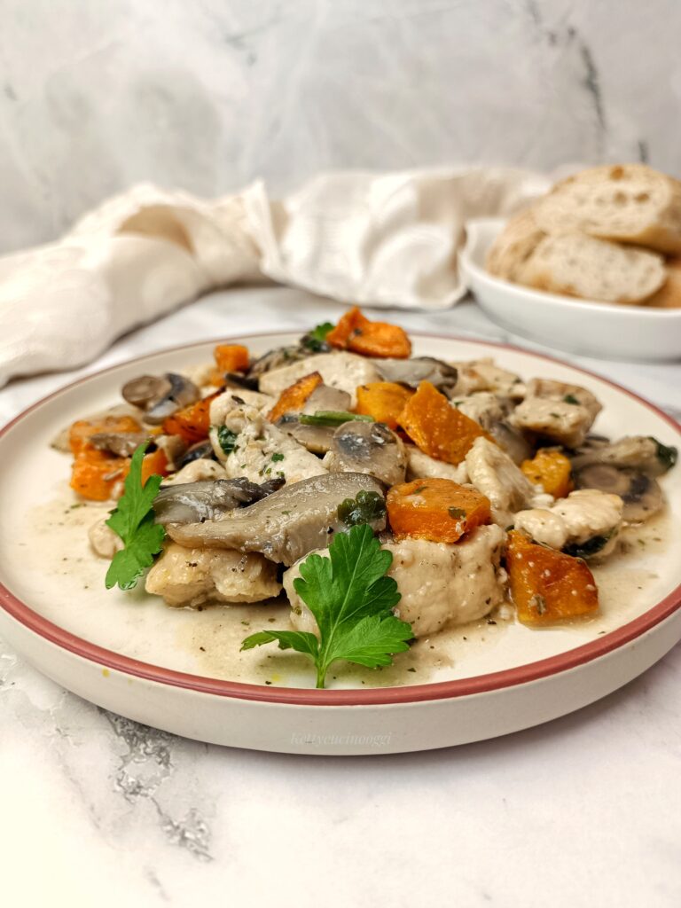 BOCCONCINI DI POLLO CON ZUCCA E FUNGHI 