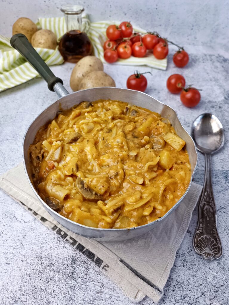 PASTA PATATE FUNGHI E SCAMORZA