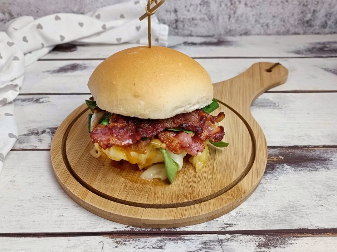 BURGER GOLOSO TOMINO E PANCETTA