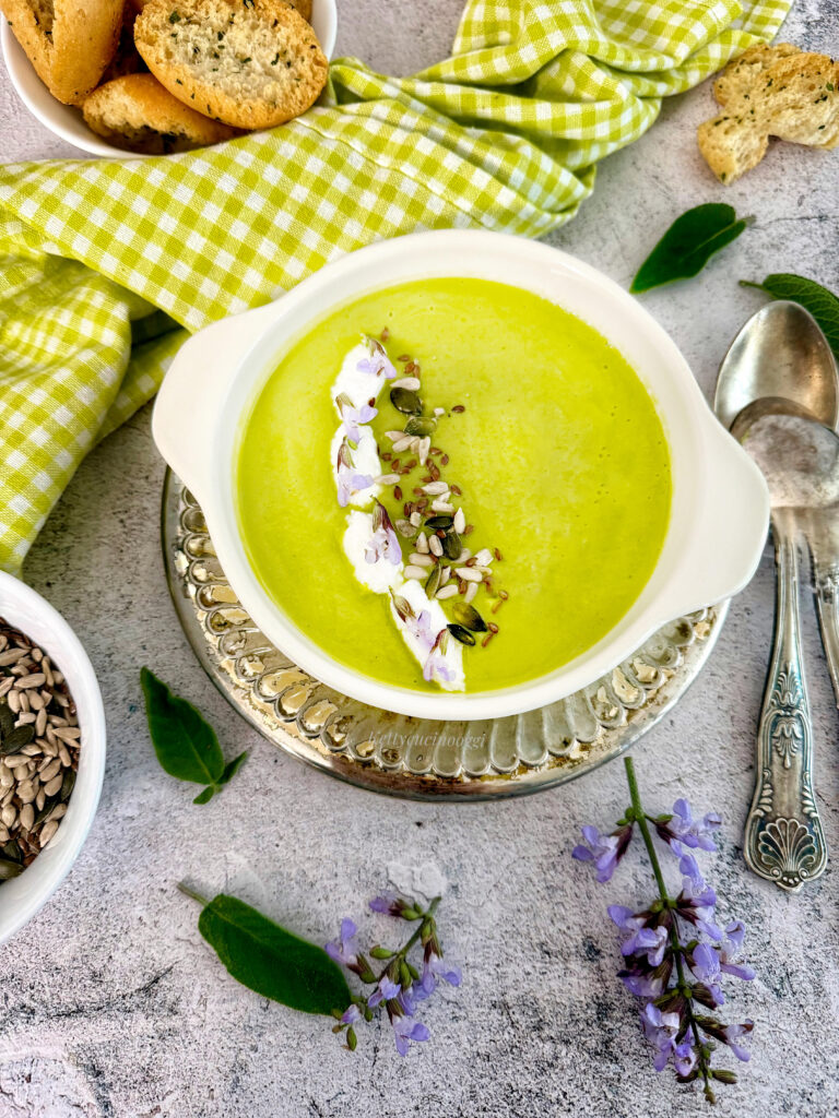 CREMA PISELLI E ZUCCHINE CON RICOTTA 