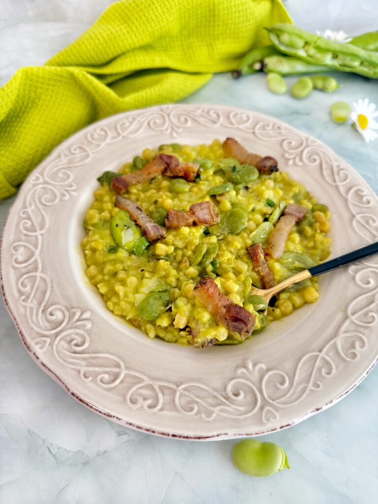 FREGOLA CON FAVE GUANCIALE E PECORINO 