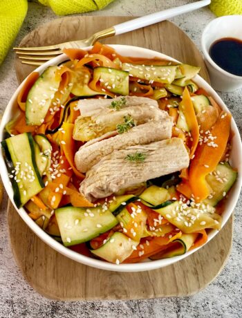 ZUCCHINE E CAROTE MARINATE CON TONNO